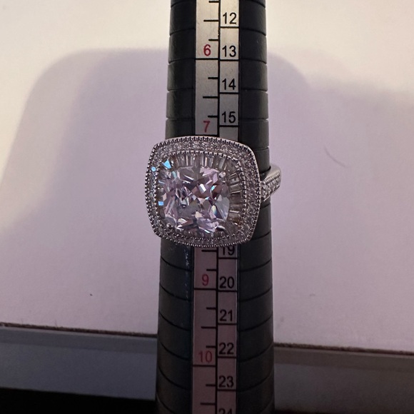 Bella Luce Cz ring - Picture 1 of 1